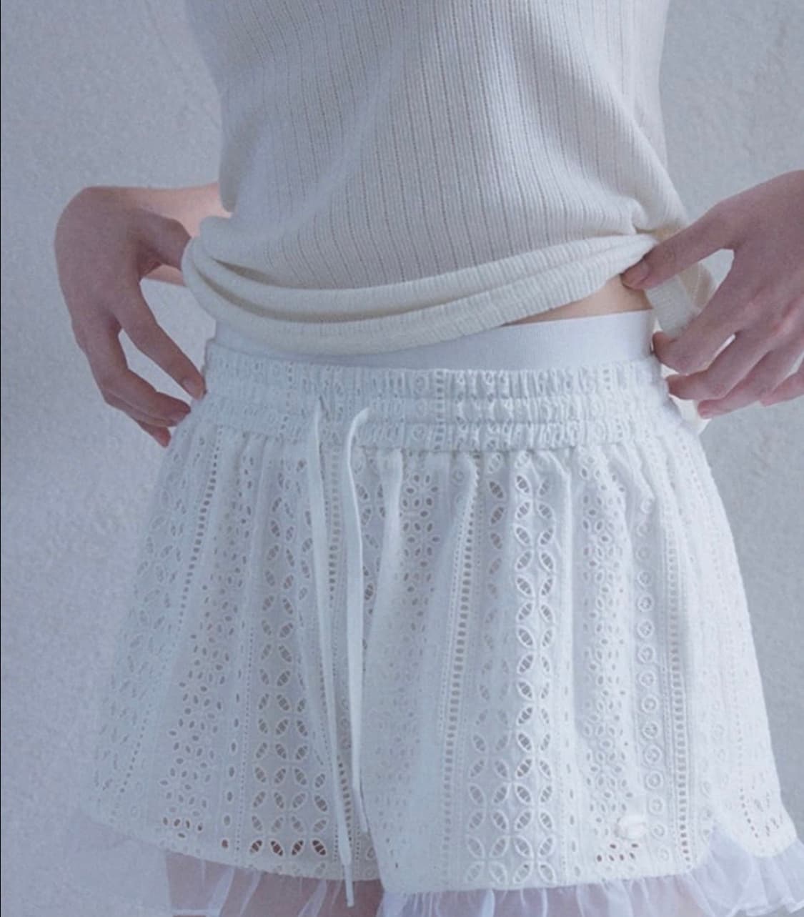 Oro 프릴펀칭쇼츠_pure white 상품이미지5