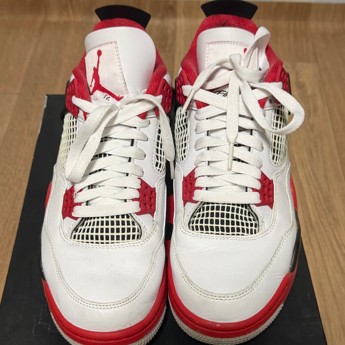 에어 조던4 파이어레드 270 상품이미지1