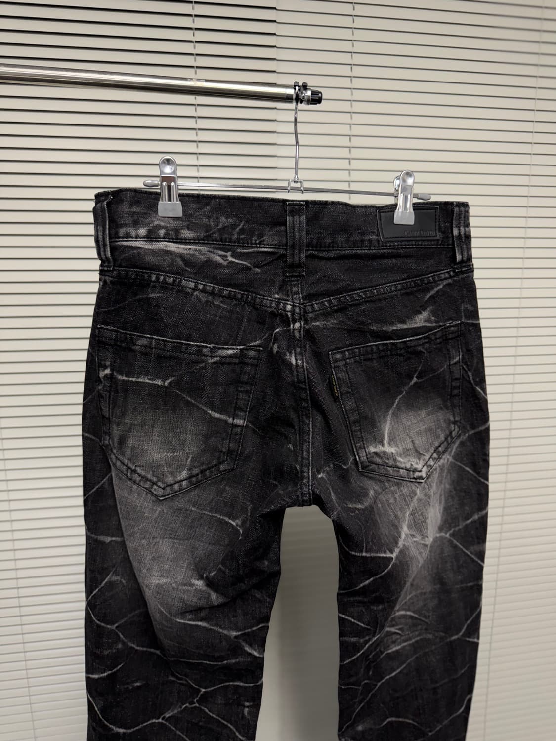 camp david 블랙 크랙 워시드 팬츠 상품이미지5