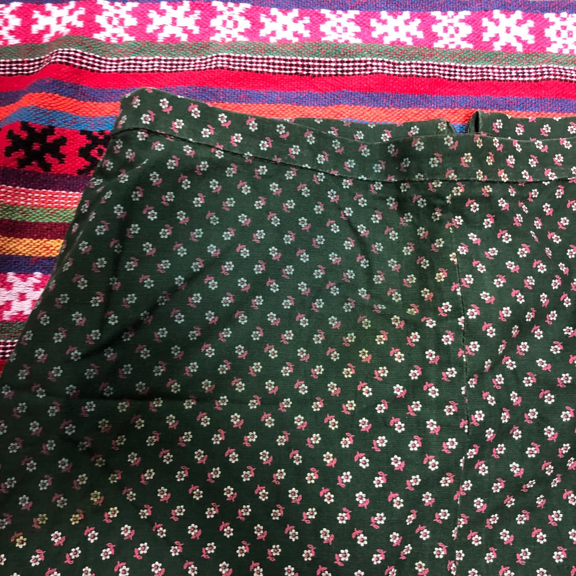 플라워 패턴 미디 스커트 상품이미지2