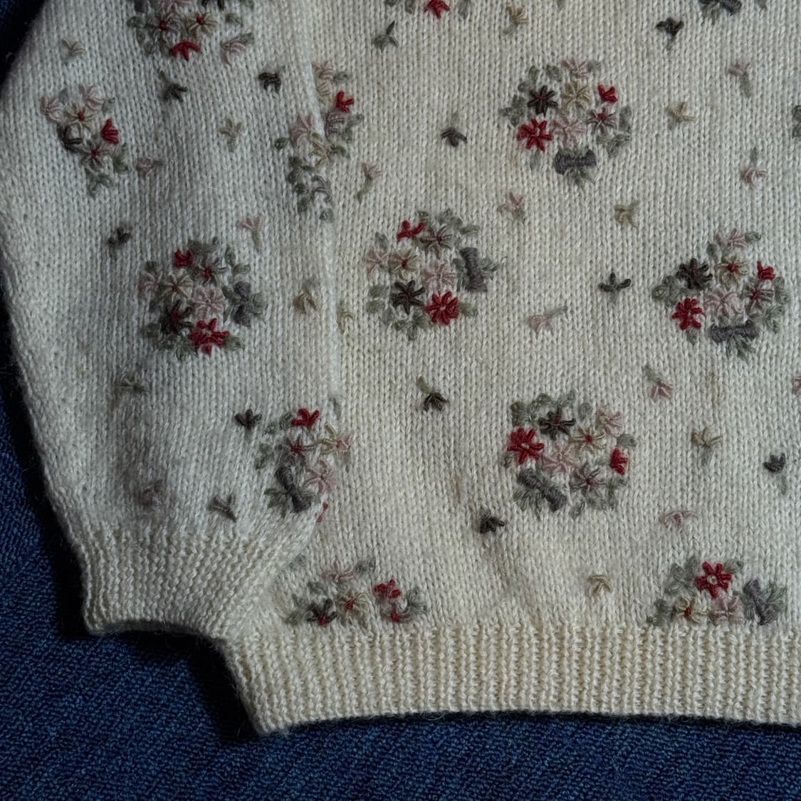 모리걸 플라워 니트 스웨터 상품이미지3