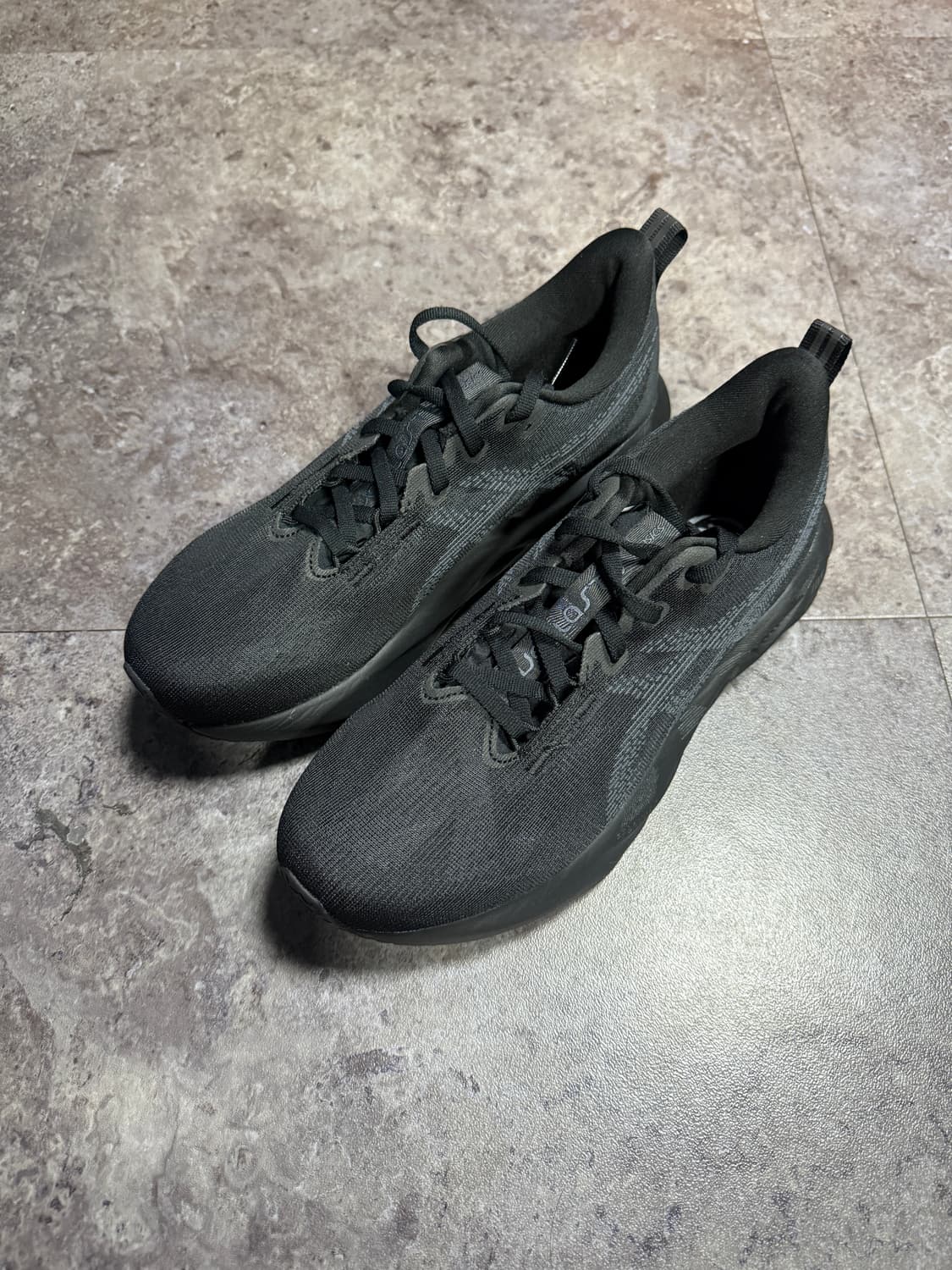 아식스 노바블라스트5 와이드 250 새상품 상품이미지1