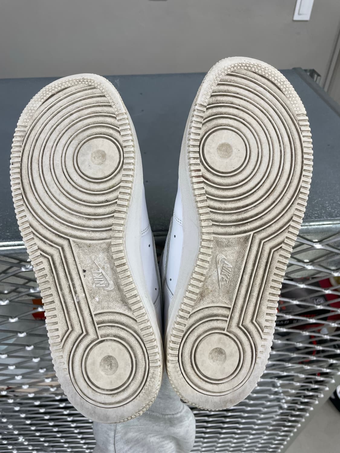 나이키 에어포스 1 250 상품이미지6