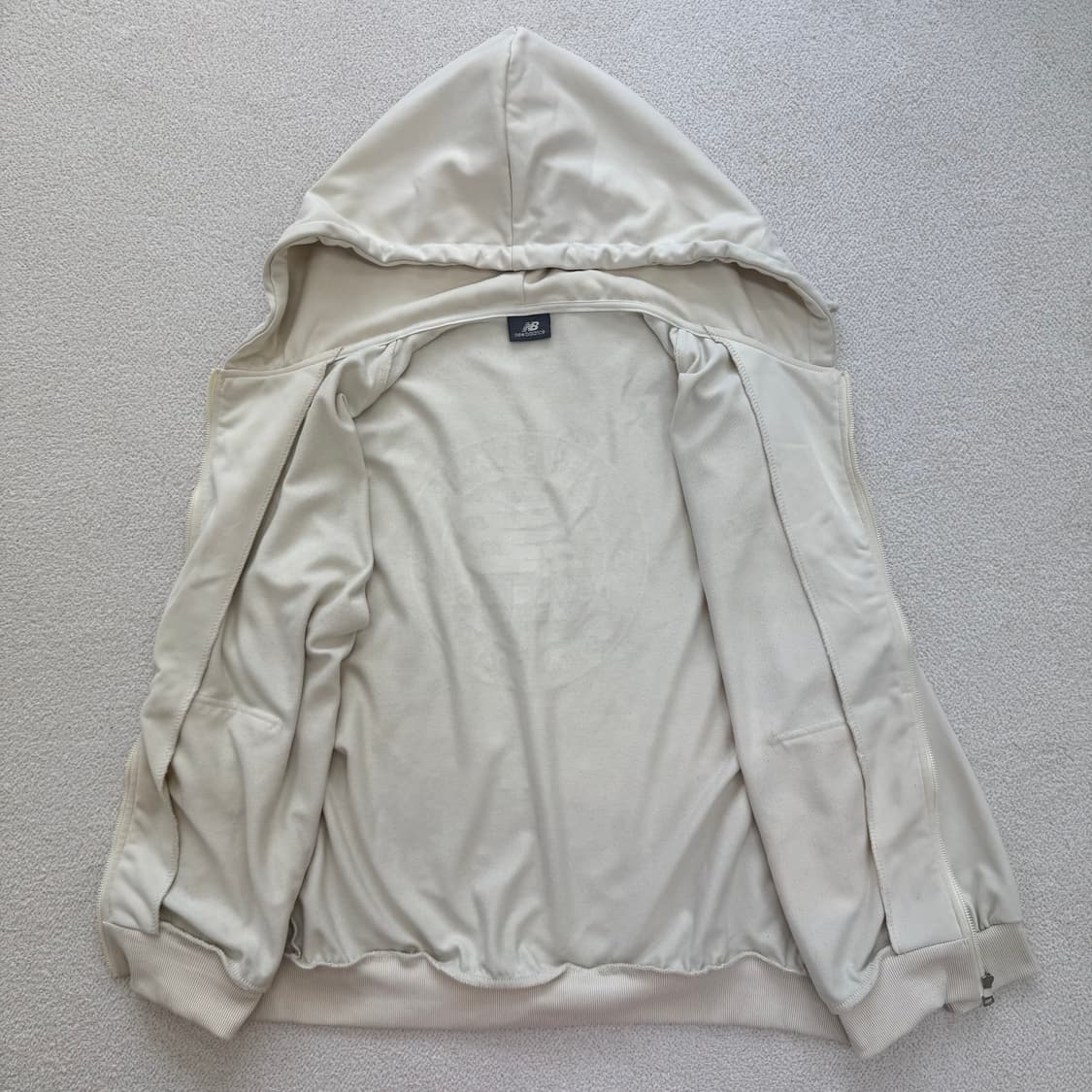 [110정도] 뉴발란스 백프린팅 후드집업 자켓 아이보리 3725 상품이미지5