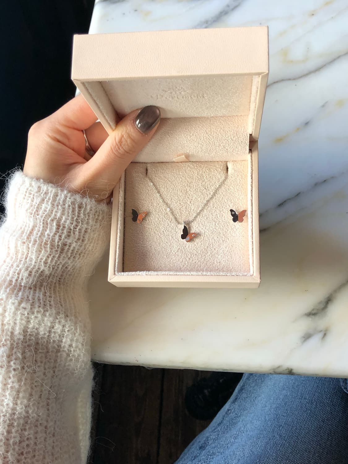 (새상품) 로즈몽 나비 귀걸이 + 목걸이 세트 상품이미지2