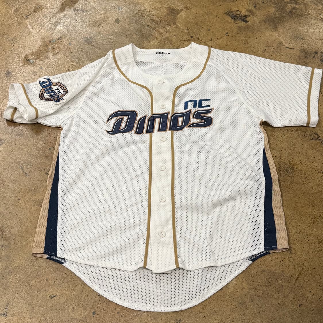 [OS] 윌슨 NC 다이노스 야구 유니폼 화이트 권희동 마킹 b18 상품이미지2