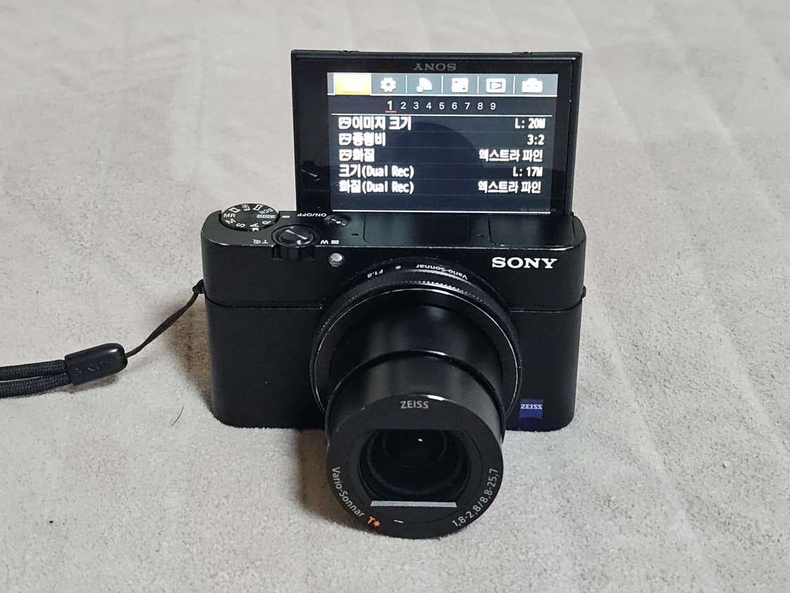 소니 RX100M4 하이엔드 디카 상품이미지1