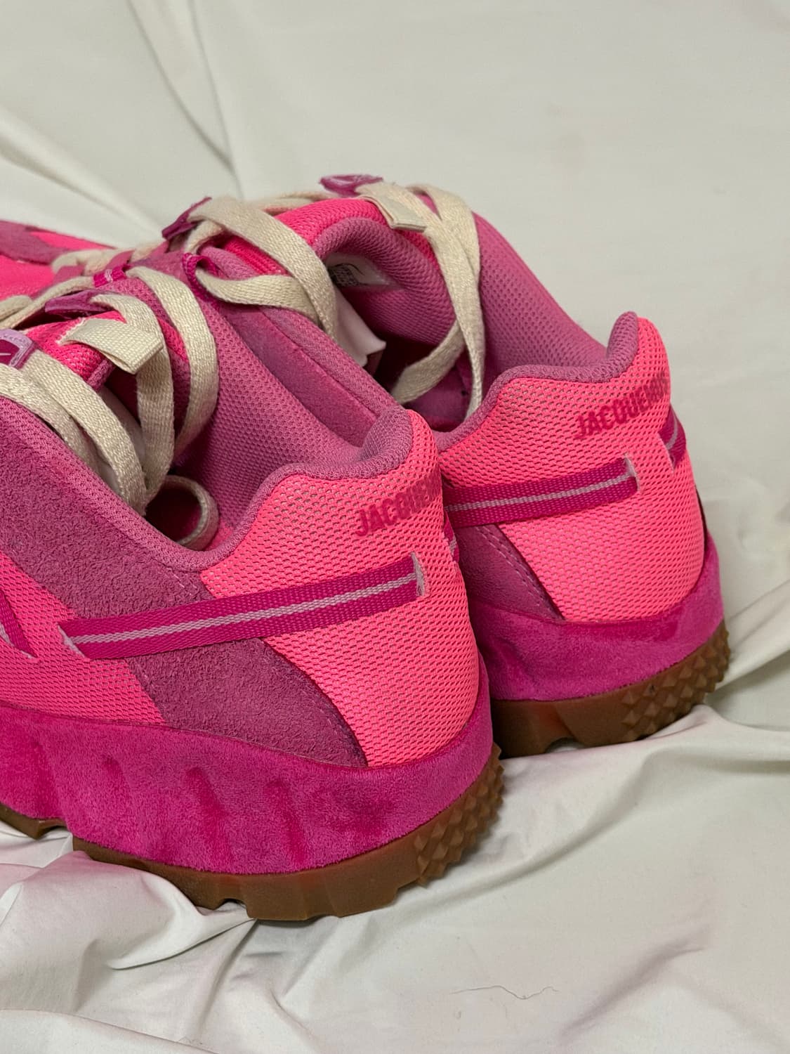 나이키 x 자크뮈스 에어 휴마라 LX 핑크 플래쉬 상품이미지5