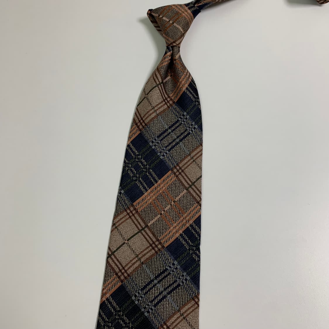 발렌시아가(BALENCIAGA) 체크넥타이 명품 100실크 A+등급 상품이미지8