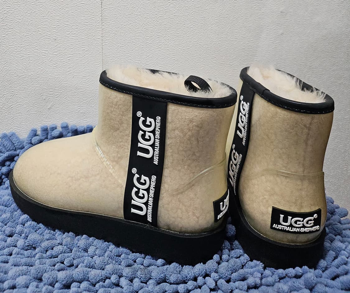UGG호주어그 클리어 미니 클래식 방수 양털 어그부츠 37 상품이미지1