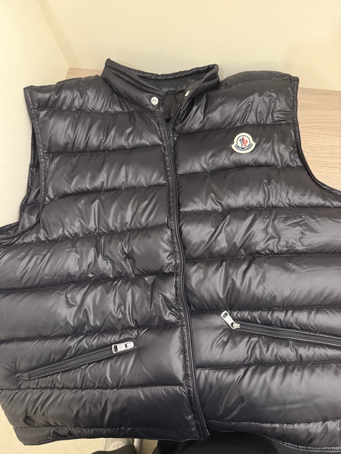 몽클레어 GUI 구이 패딩조끼 3사이즈  상품이미지1