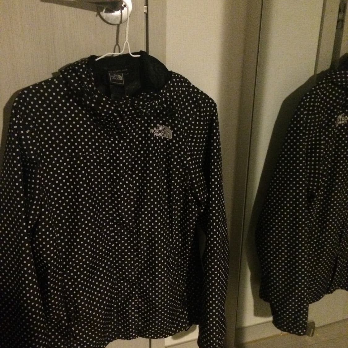 노스페이스 도트 바람막이 자켓  상품이미지6