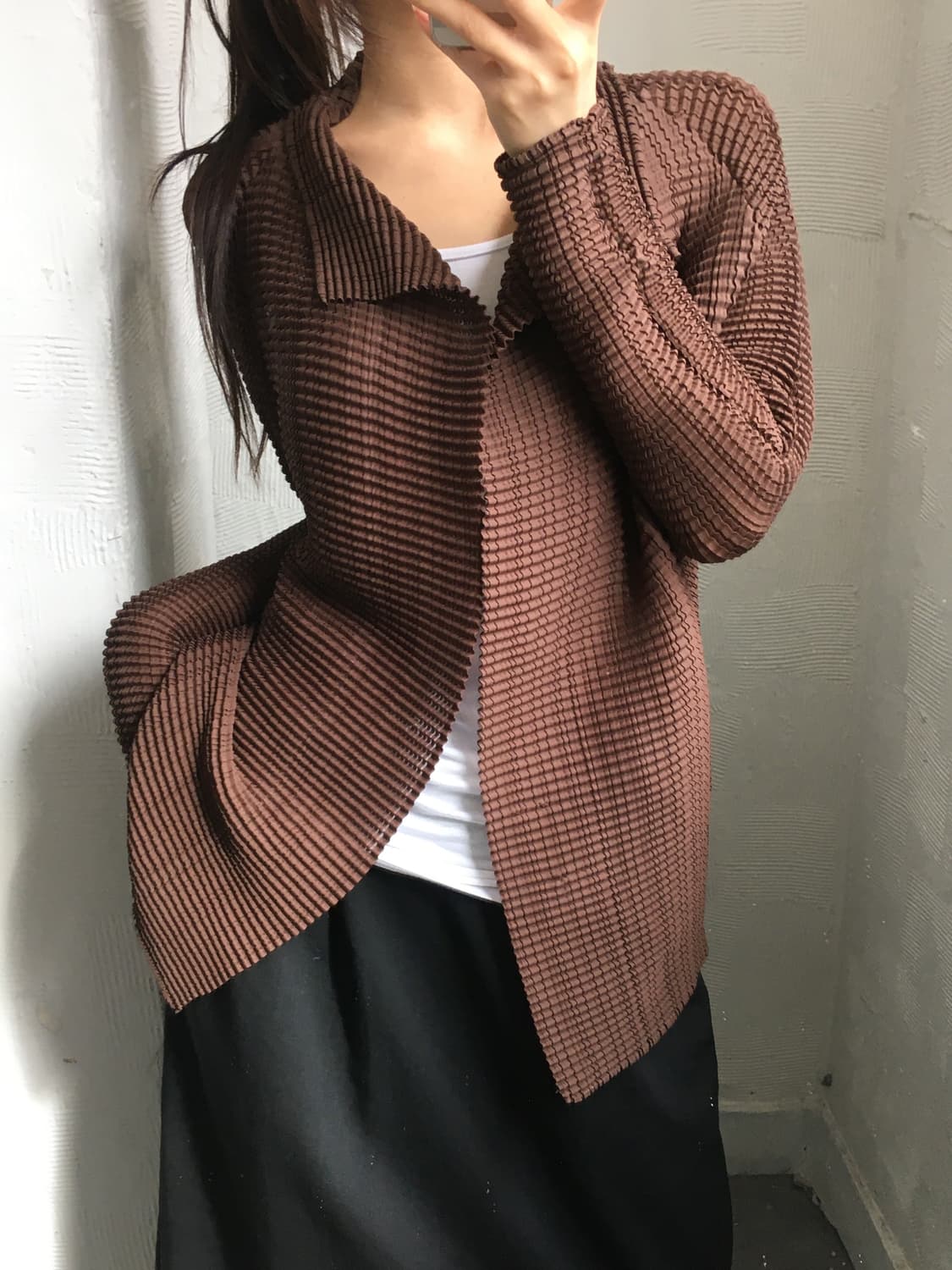 Issey Miyake 이세이미야케 플리츠 브라운 오픈 가디건 상품이미지1
