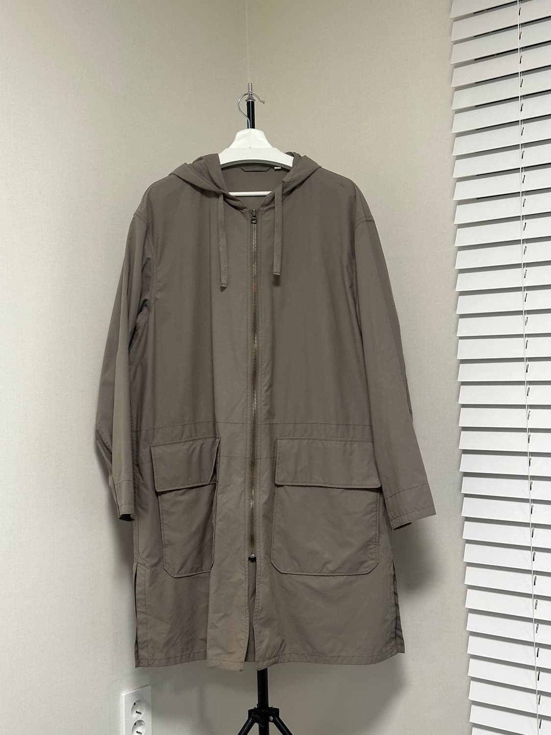 [택포] 유니클로 U 미니멀 후드 롱코트 그레이 XL 상품이미지1