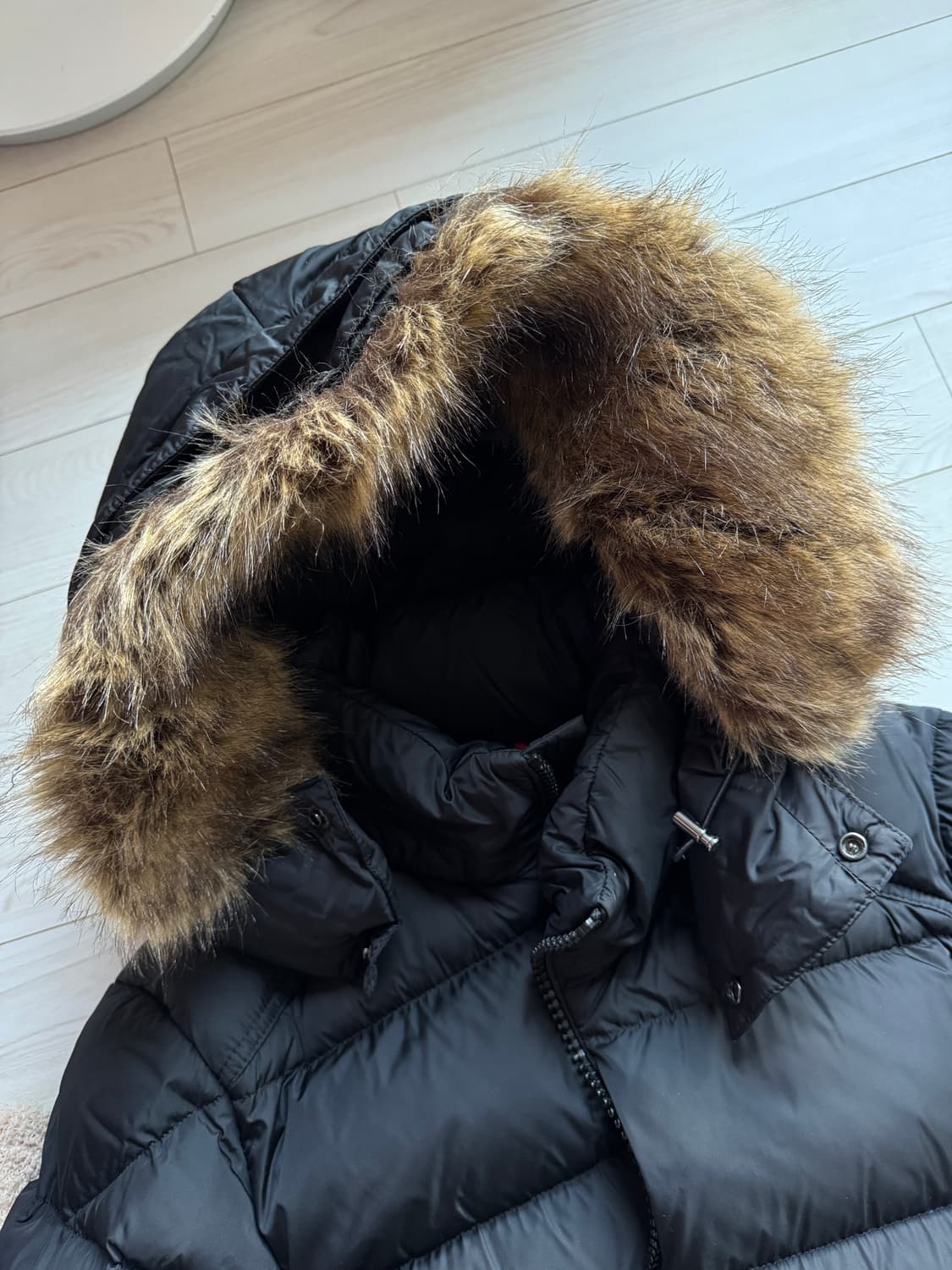 몽클레어 남성 마야프 숏 패딩 블랙 3 상품이미지5