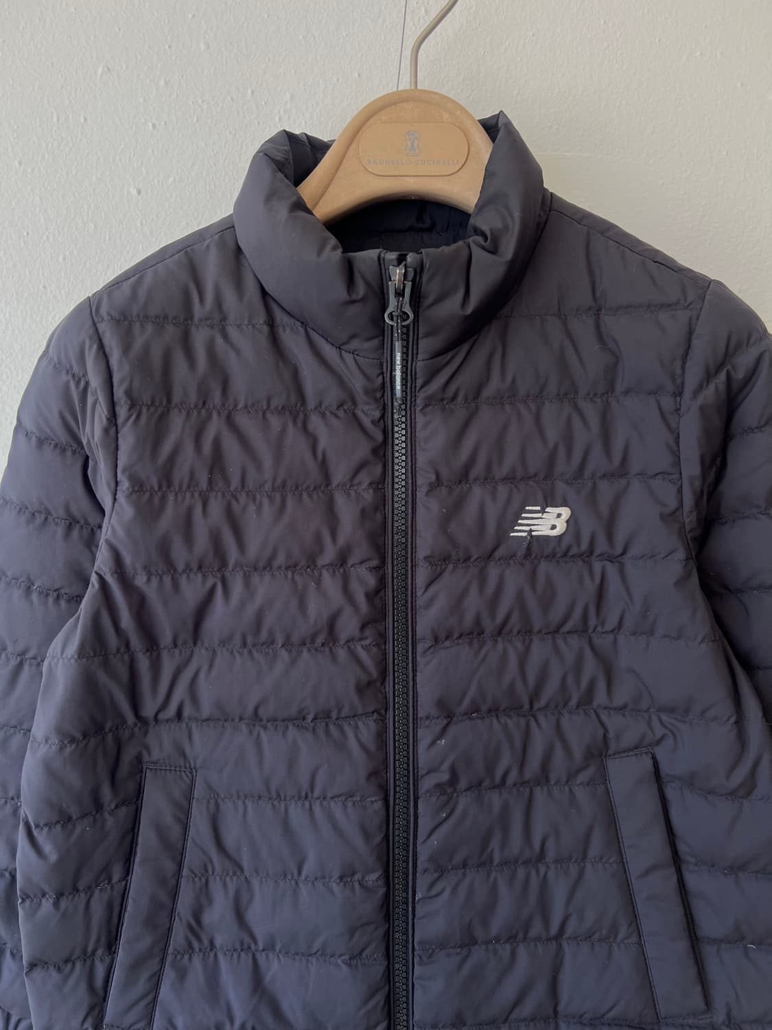 뉴발란스 키즈 블랙 덕다운패딩점퍼 경량점퍼 상품이미지1