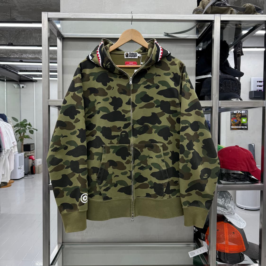 BAPE 녹계 샤크 윈드스토퍼 풀집업 후디 상품이미지3