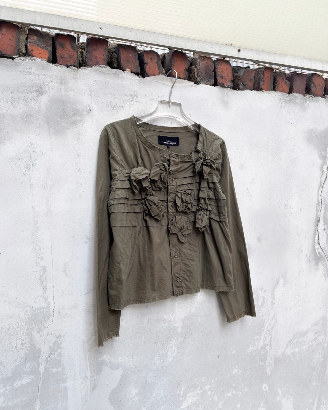 꼼데가르송 트리콧 AD2002 플라워 코사지 블라우스 상품이미지2