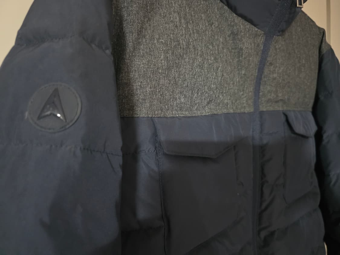 코오롱스포츠  남자 경량패딩. 싸이즈  100 상품이미지4