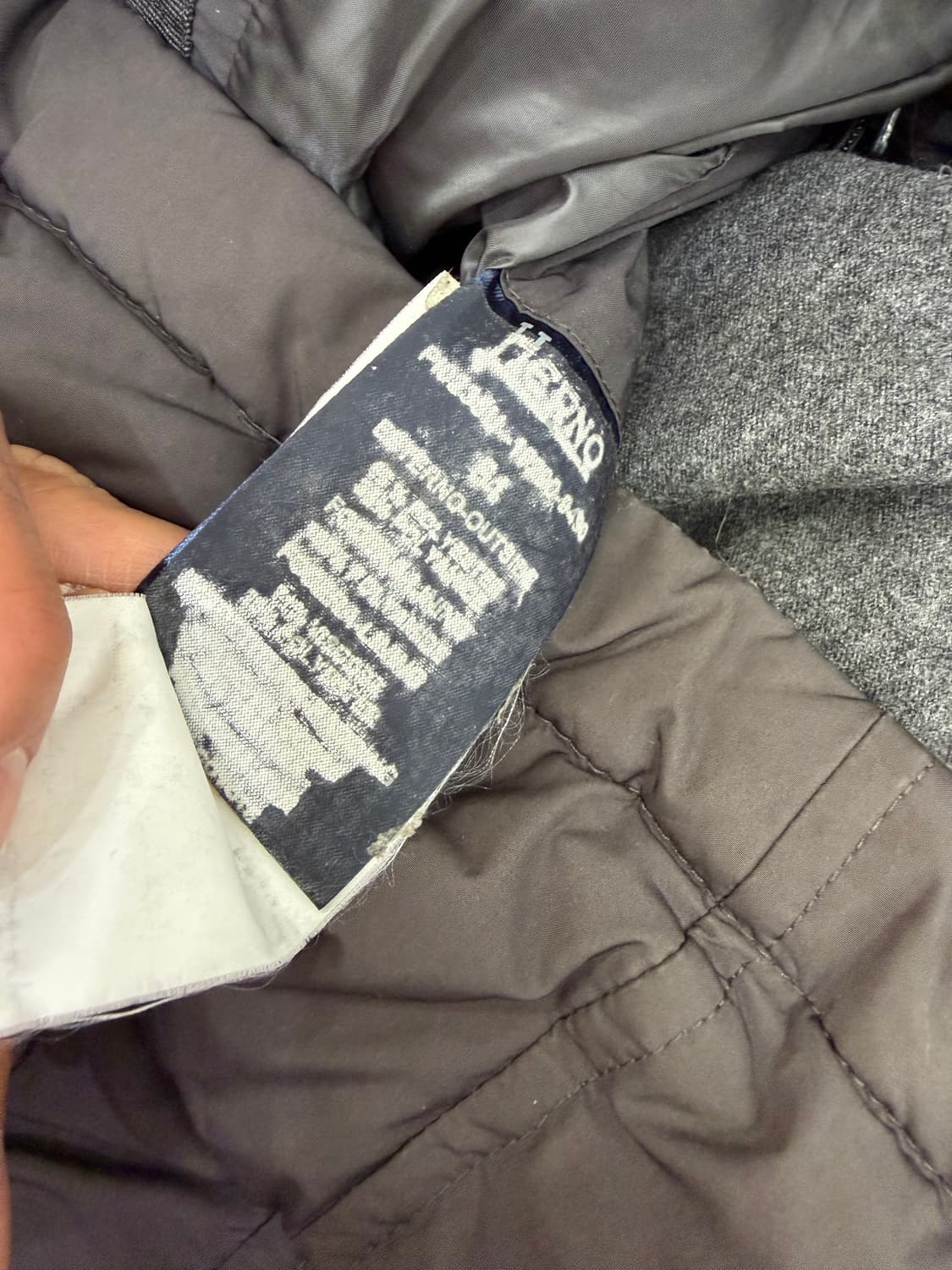 매장판정품) 에르노 남성 패딩 54 상품이미지8