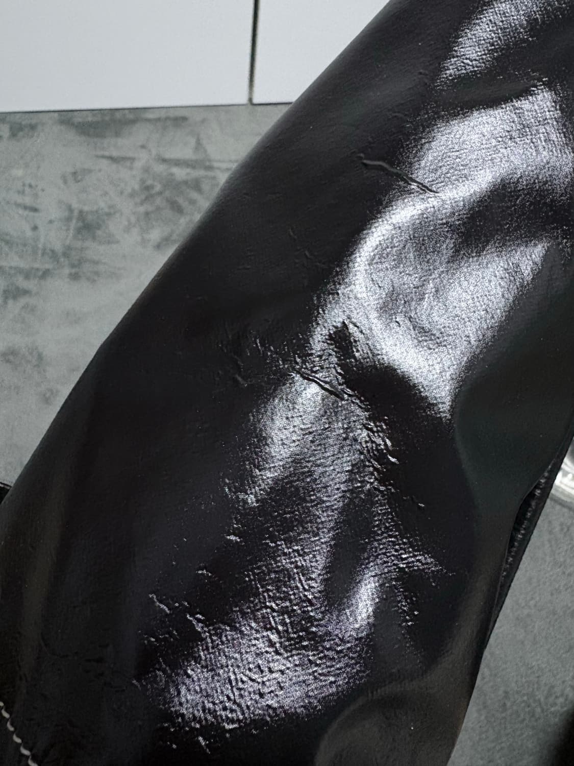 마뗑킴 코팅 토트백 블랙 상품이미지3