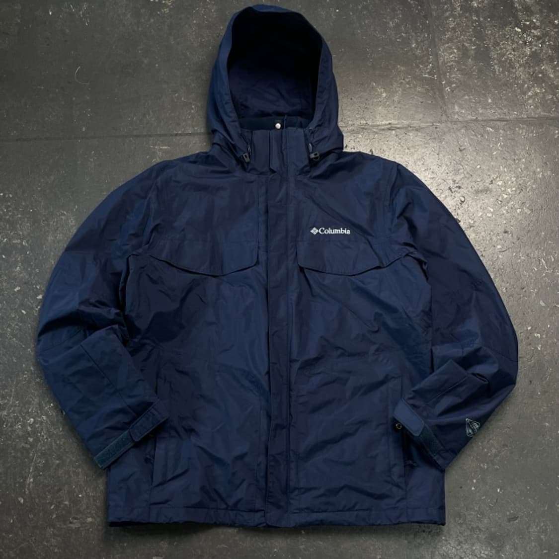 100 콜럼비아 옴니테크 바람막이  상품이미지1