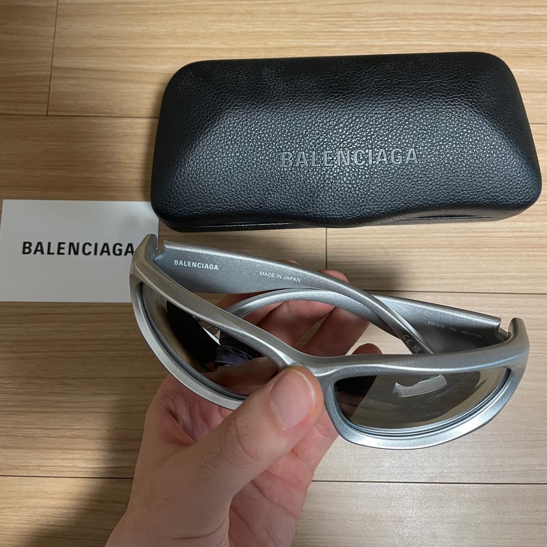 발렌시아가 스위프트 오발 선글라스 실버 상품이미지3