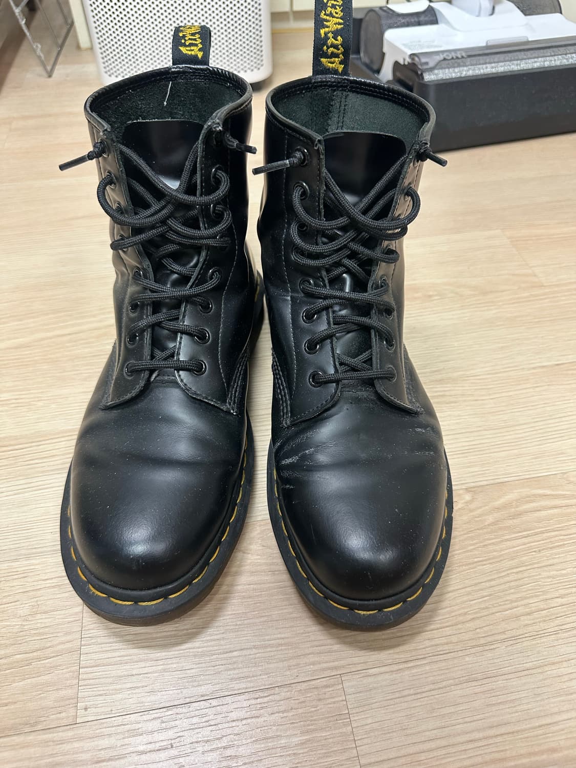 닥터마틴 1460 8홀 모노 상품이미지1