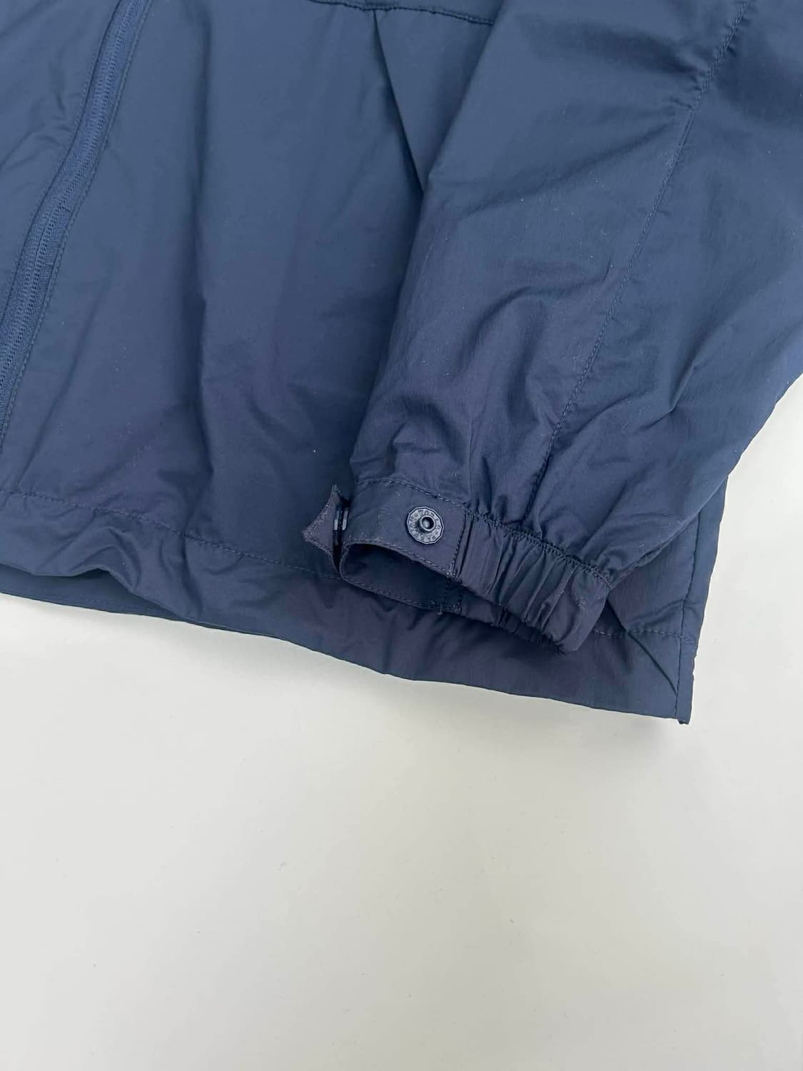 [95] 몽벨 22ss 경량 러닝 트랙 자켓 상품이미지7