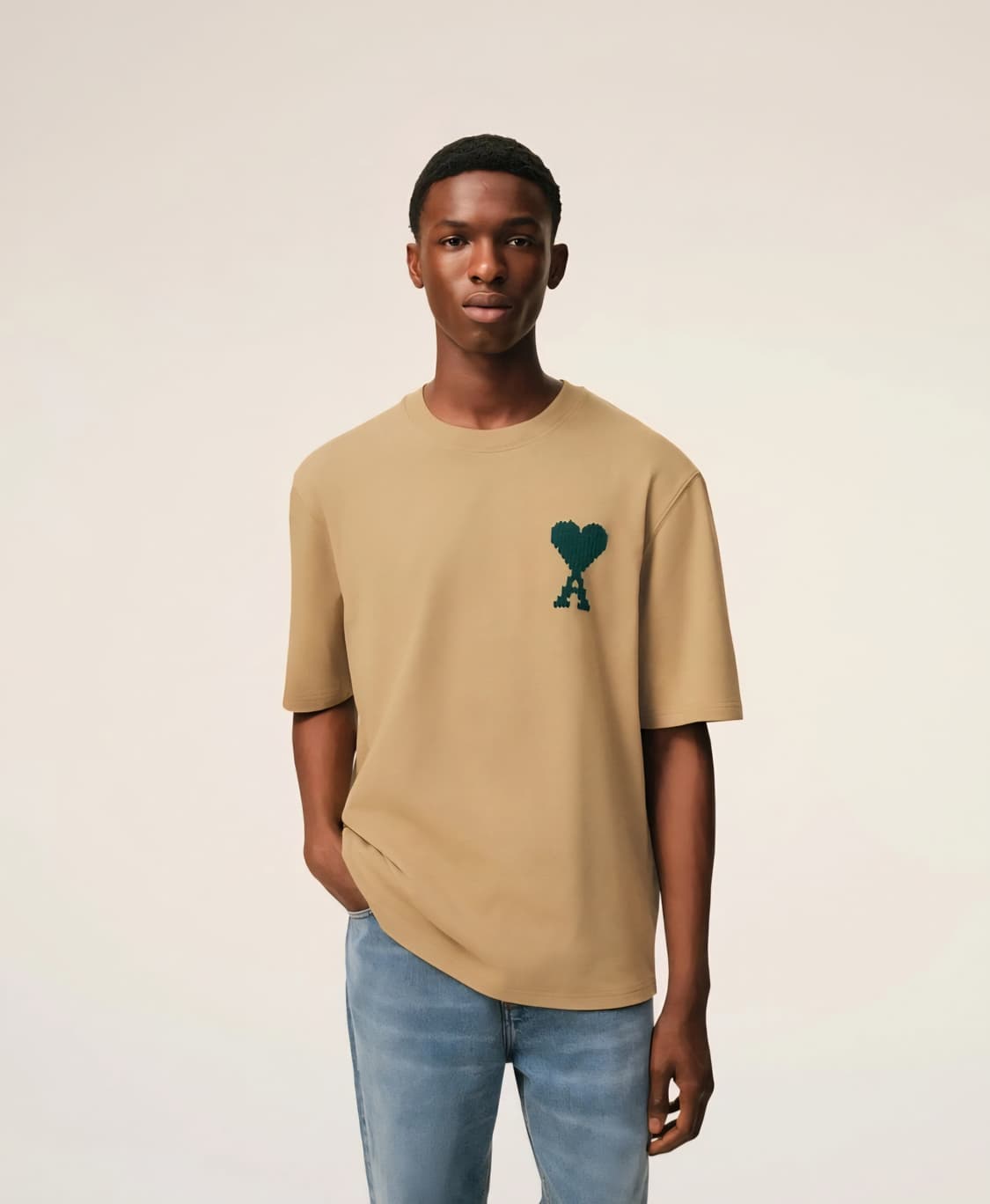 초특가/큐알정품인증>아미 드 꾀흐 빅로고 반팔티 (베이지 / 아이보리) 상품이미지5