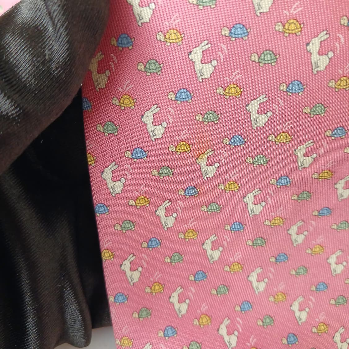 살바토레 페라가모 토끼와 거북이 모티브 넥타이 8.5cm B등급 E955 상품이미지10