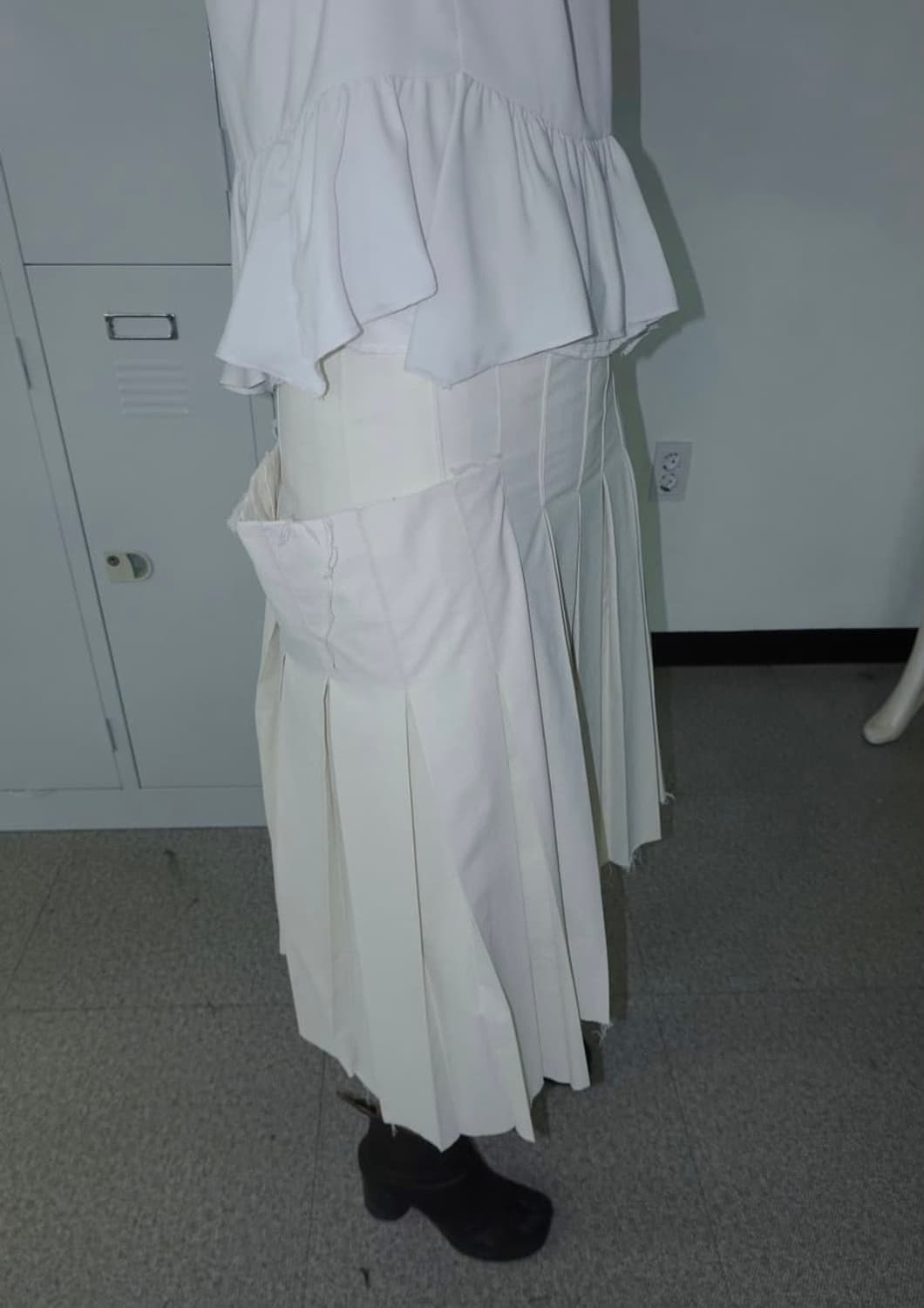 Exclusive habitat unbalance pleats skirt 상품이미지1