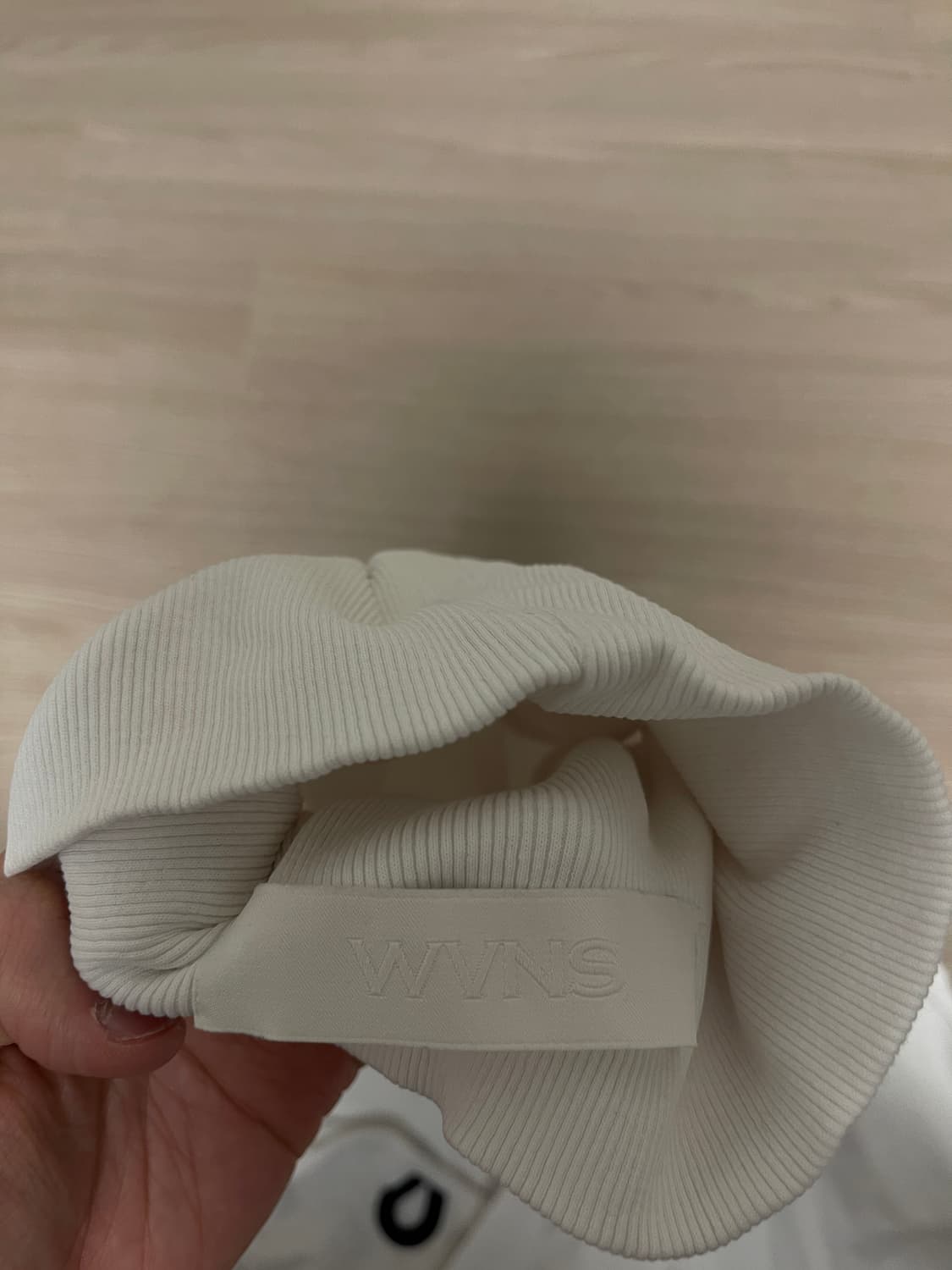 웨이비니스 목폴라 니트 상품이미지2