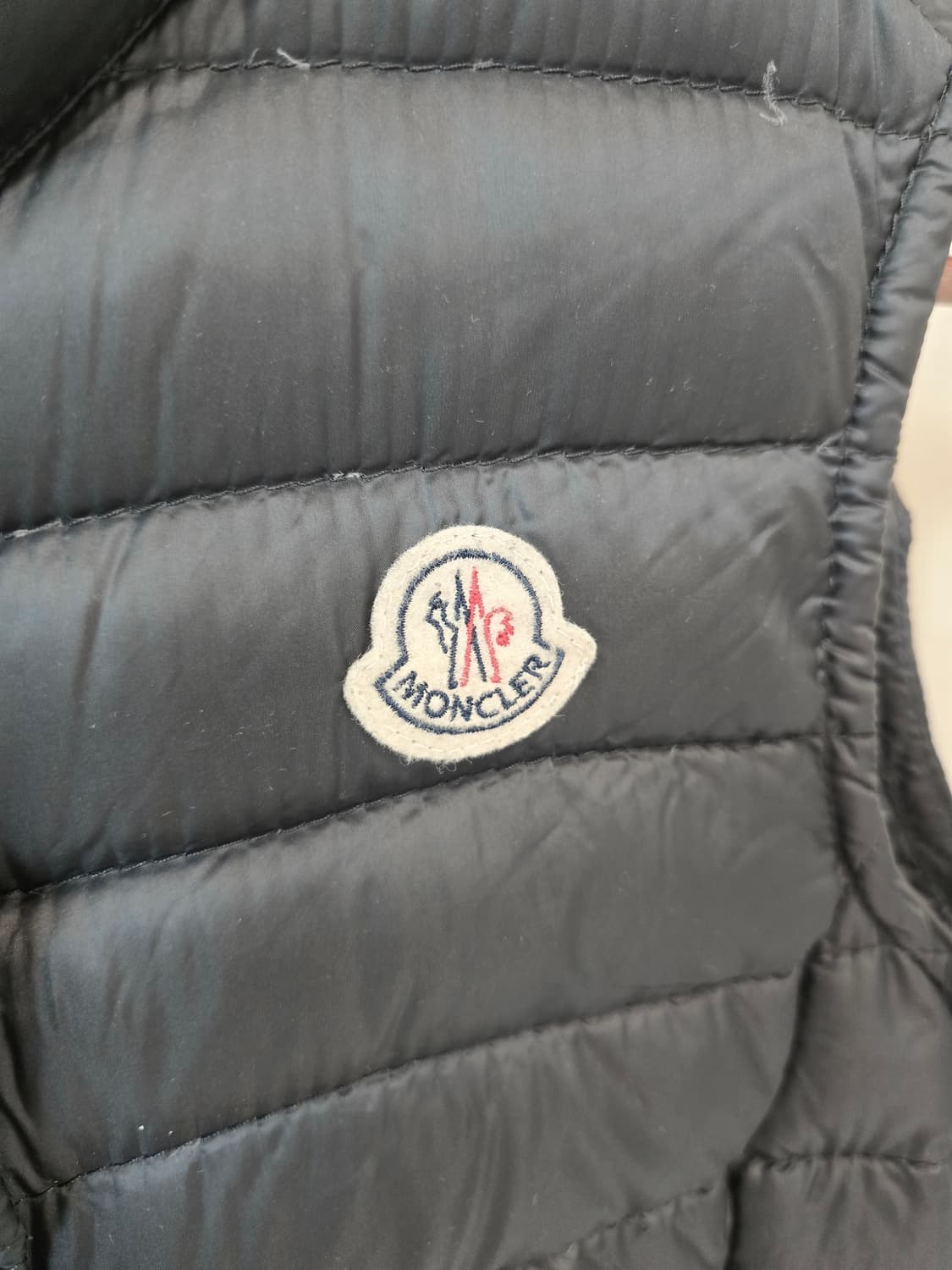 몽클레어 여성조끼패딩 상품이미지2