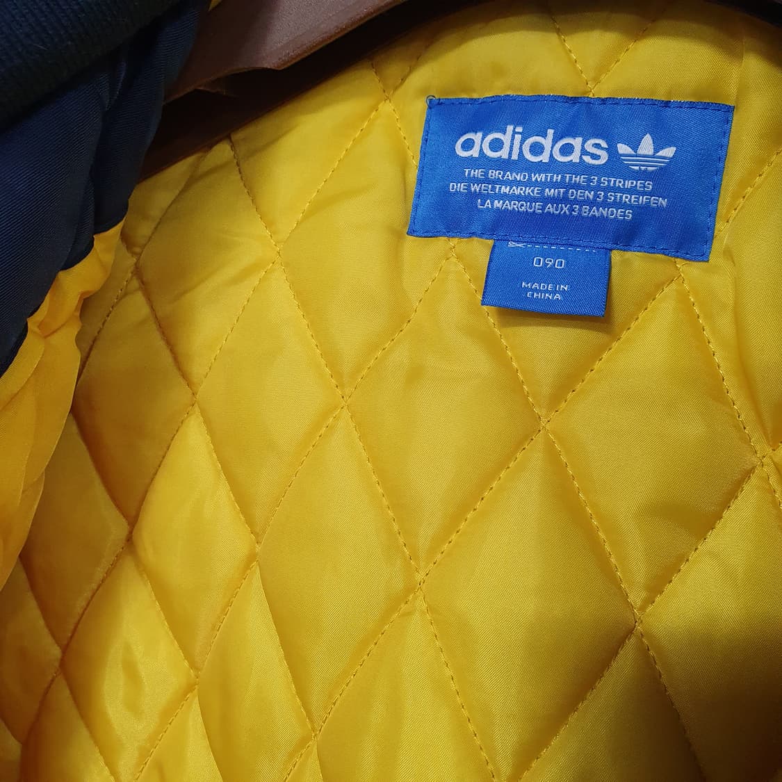 아디다스 오리지널 항공점퍼 네이비 90 상품이미지4