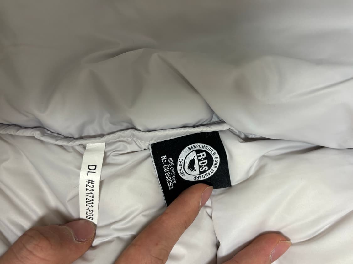 노스페이스 눕시 화이트라벨 노벨티 지구 조끼패딩 상품이미지5