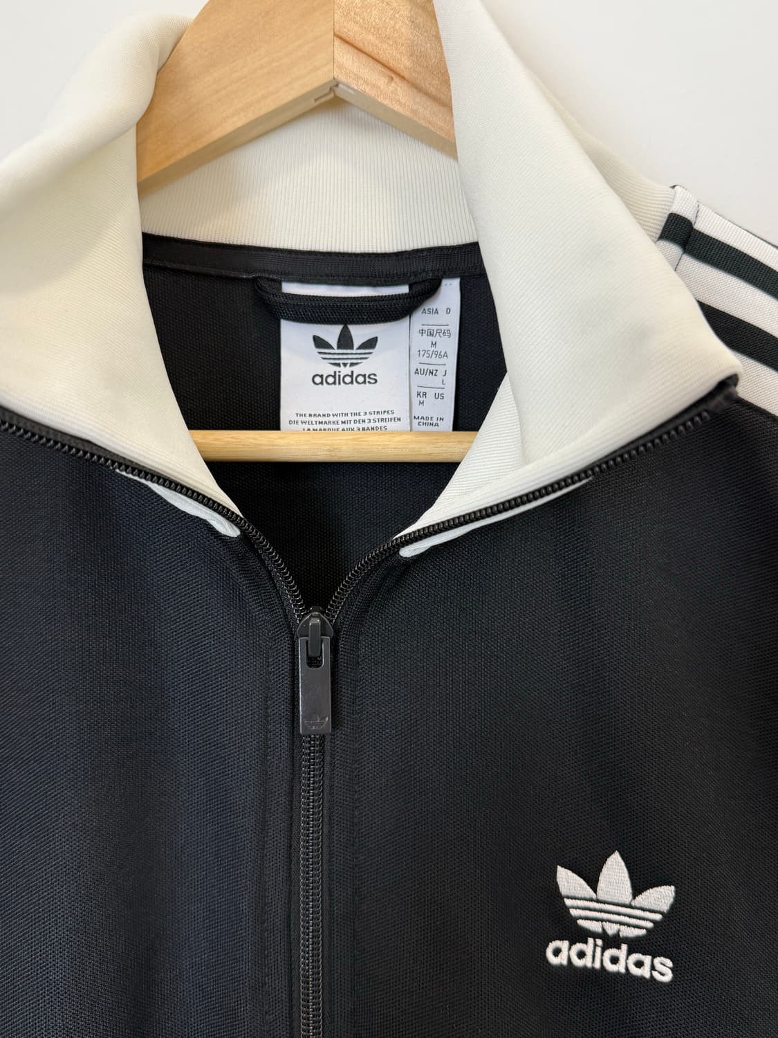 아디다스 아디컬러 클래식 트랙탑 블랙 상품이미지2