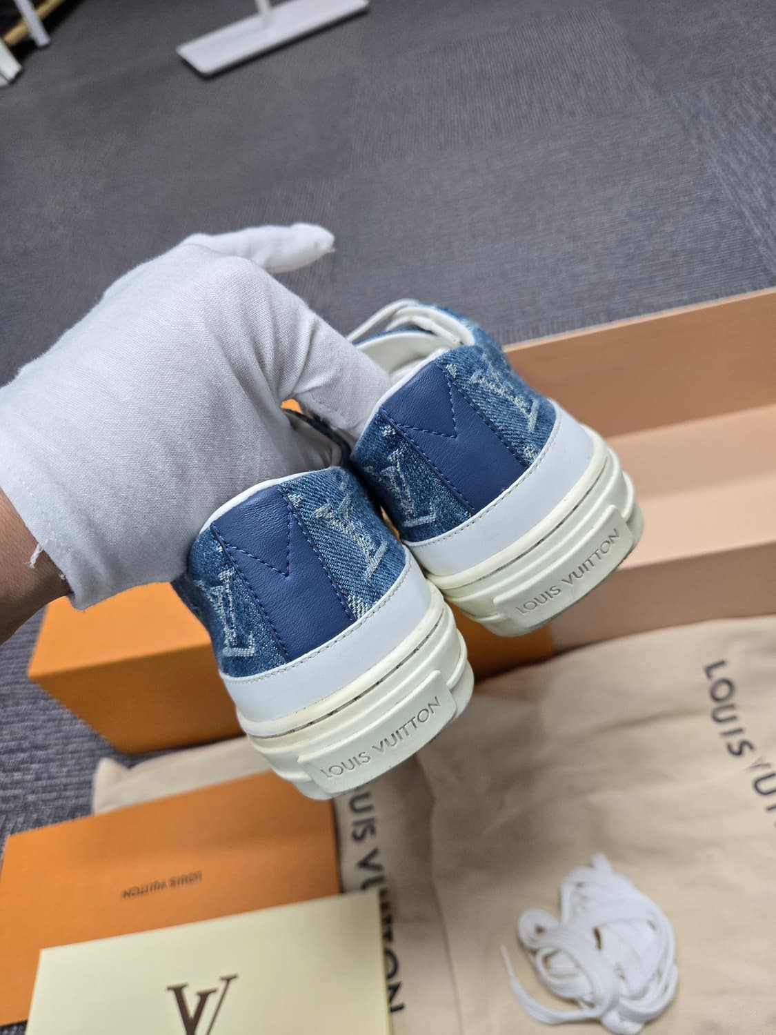 [특가][정품]루이비통 데님 스니커즈 상품이미지6