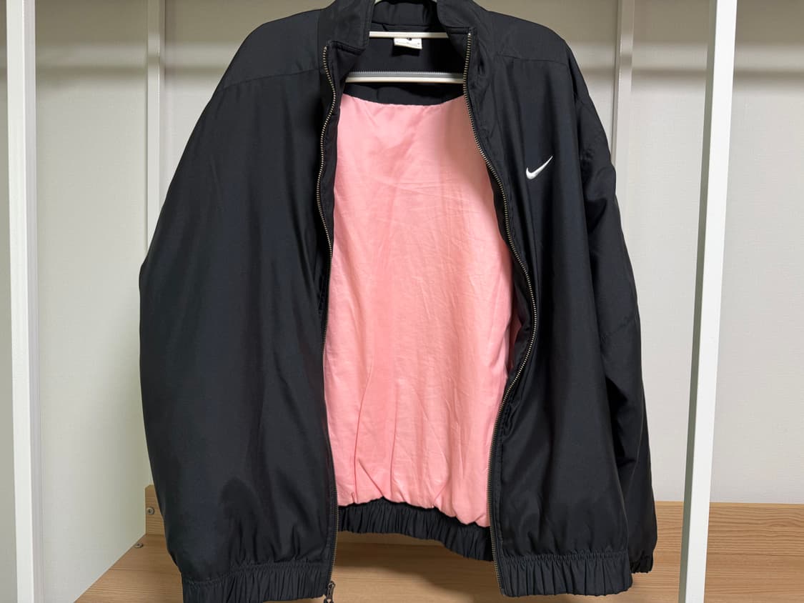 나이키 NRG 사틴 봄버 블랙 코랄 M 상품이미지2