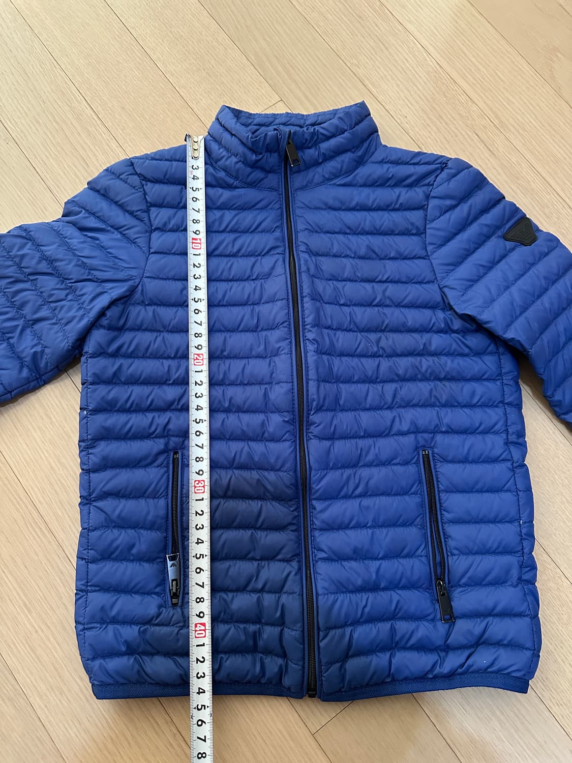 엠포리오아르마니 키즈 오리털 경량패딩자켓 로얄블루 6A 118cm 상품이미지3