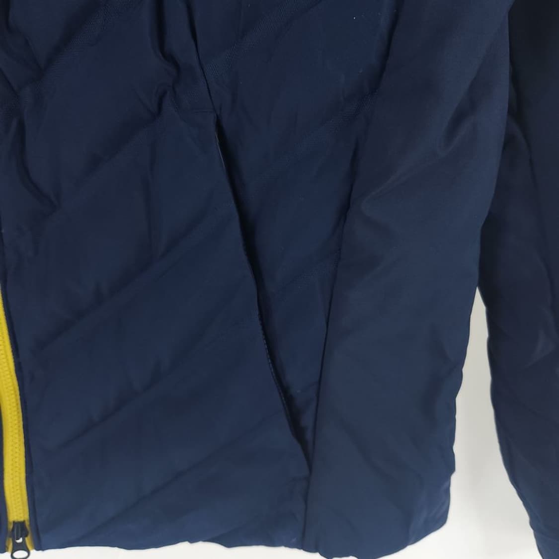 [남L]나이키 에어로로프트 폴리충전 패딩 자켓[Y5C-227] 상품이미지3