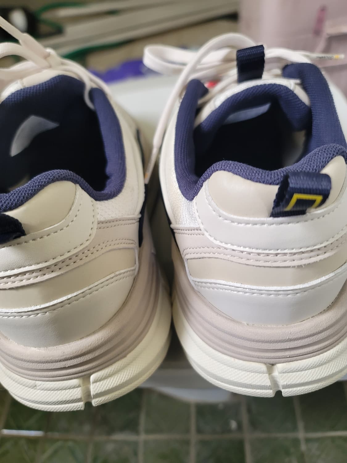 네셔널지오그래픽 운동화 사이즈 265 상품이미지6