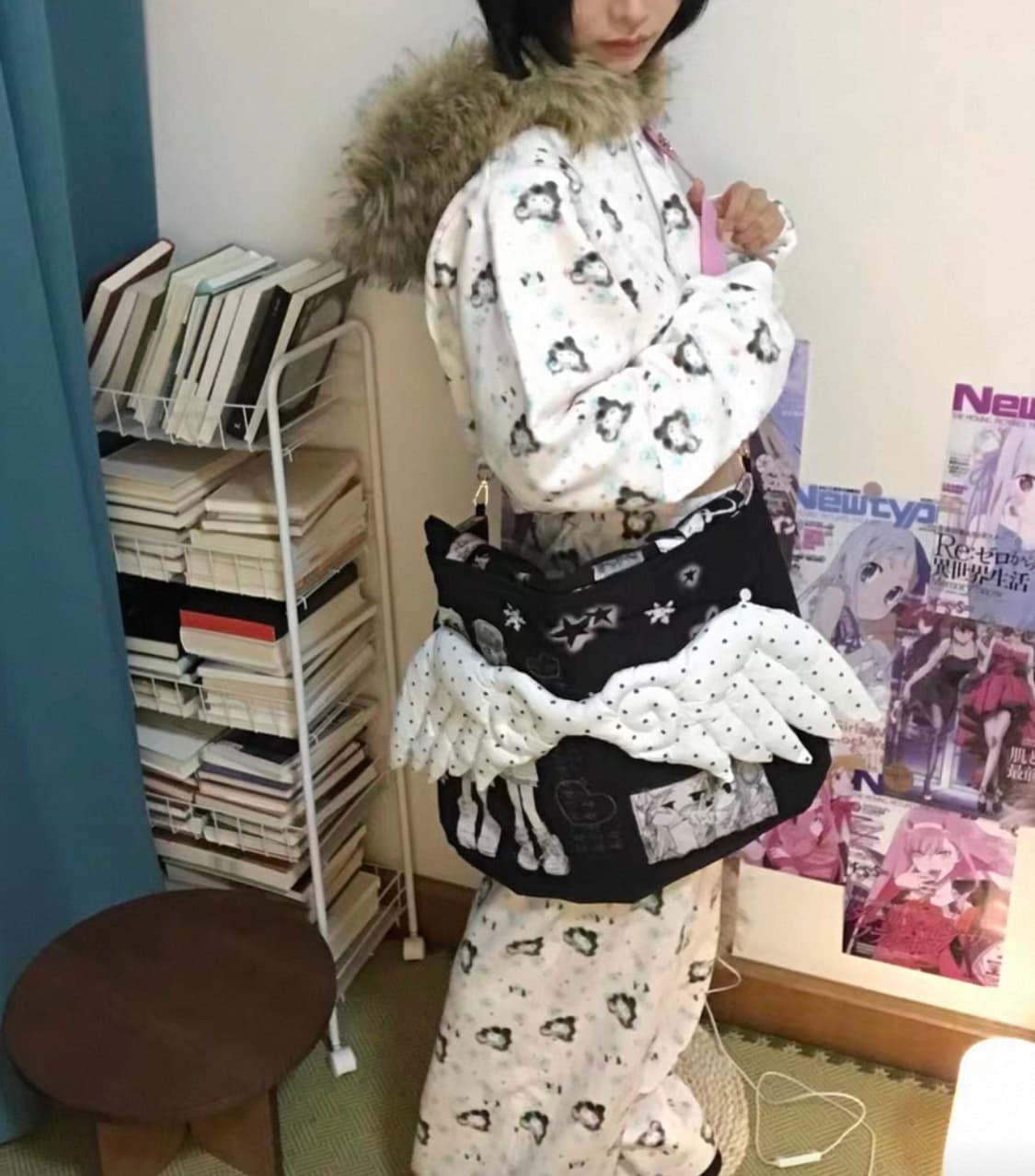 겨울소녀빅날개도트패딩백디어마이키코테스트메커니즘허그유어스킨aeae샬롬클럽 상품이미지4