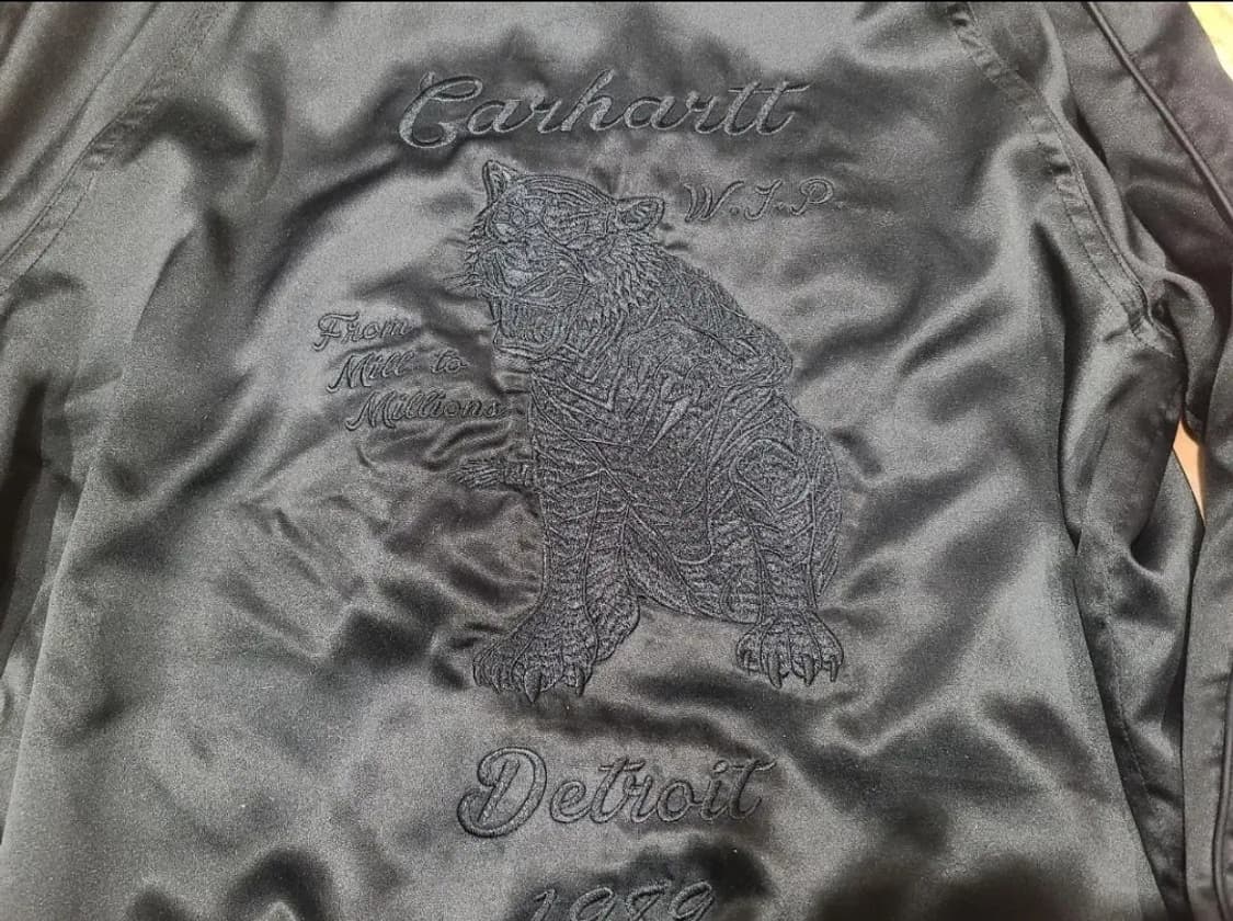 칼하트 타이거 자수 스카쟌 상품이미지2