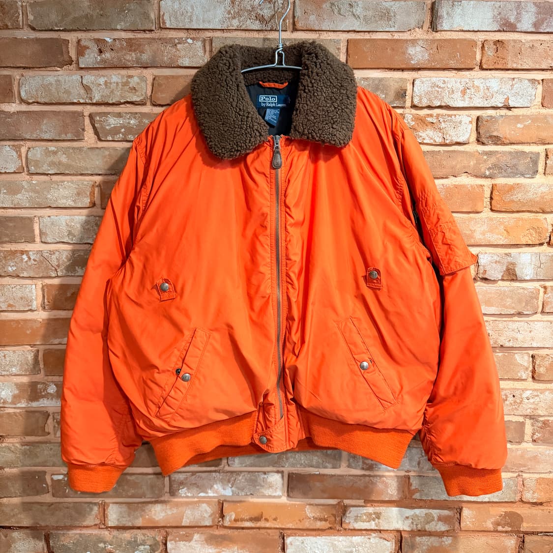 폴로 랄프로렌 B-15 다운 점퍼 상품이미지1