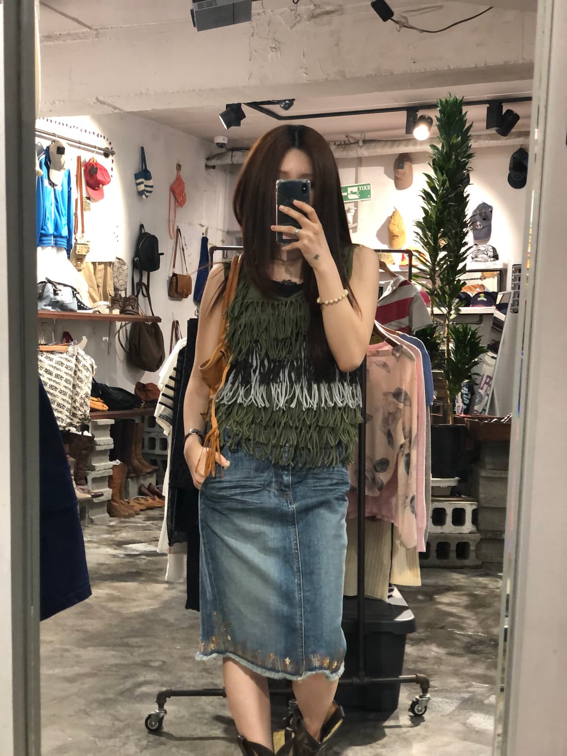 [2656]khaki fringe sleeveless top 상품이미지3