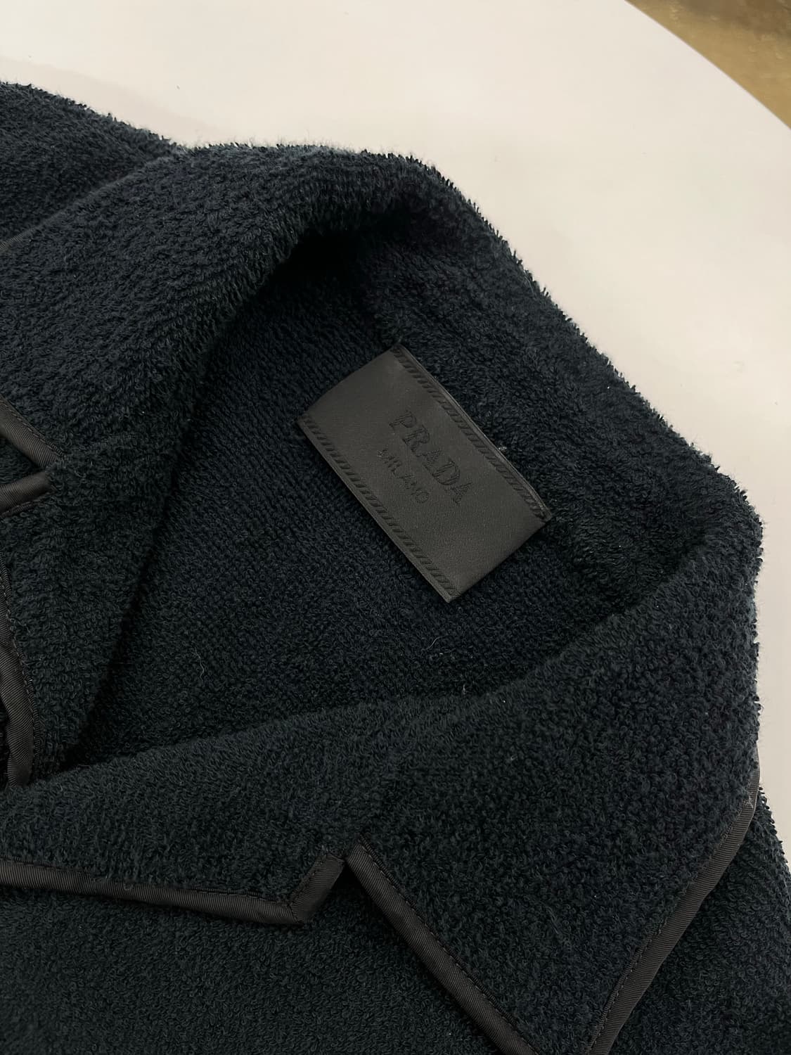 프라다 테리 삼각로고 셔츠 [M사이즈] 상품이미지3