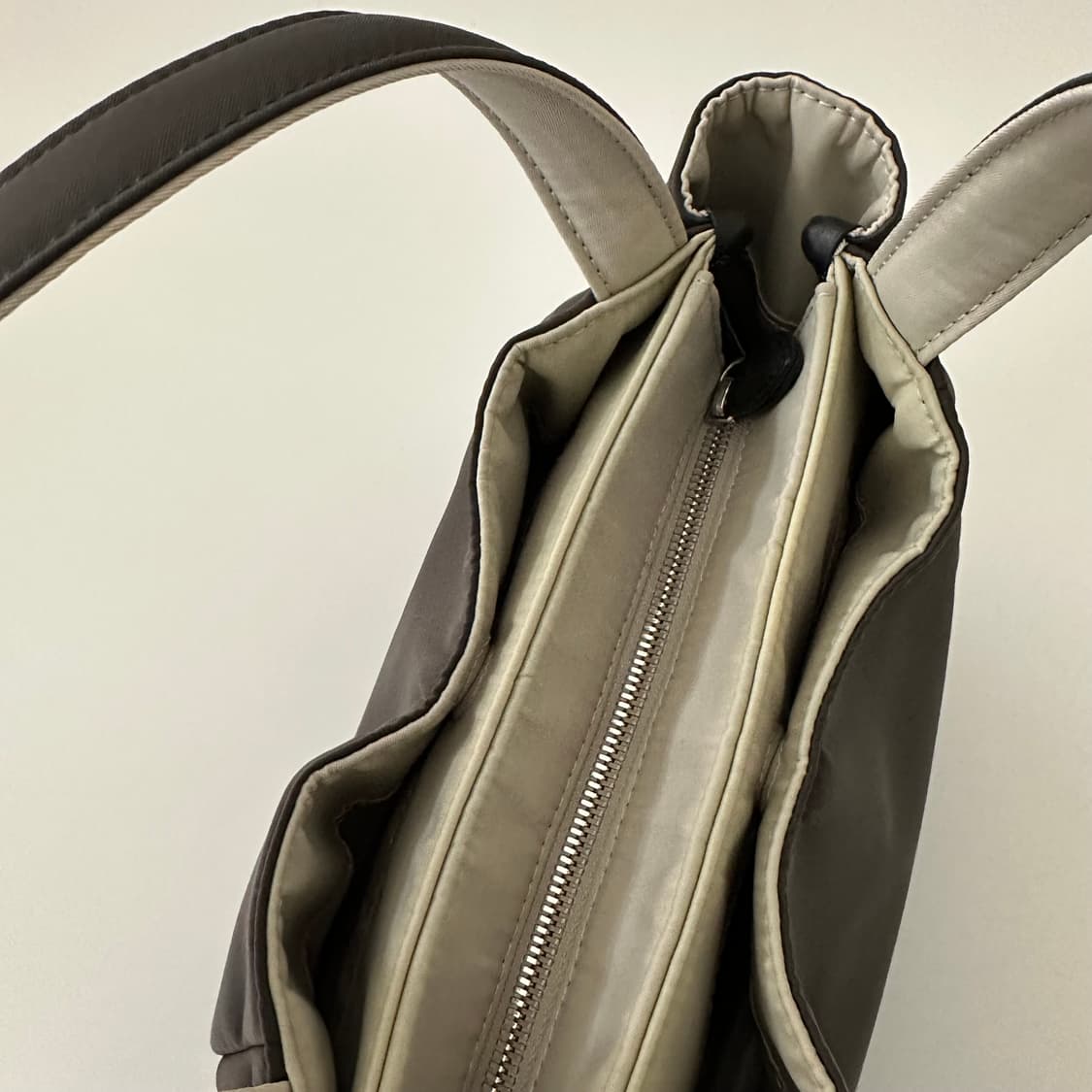 요지야마모토 Y'saccs 나일론 토트백 상품이미지5