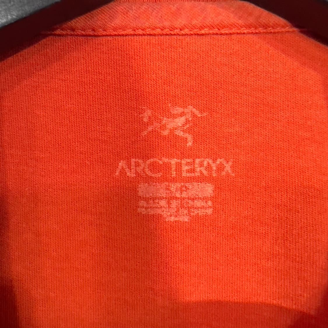 아크테릭스 프린팅 반팔티 상품이미지5