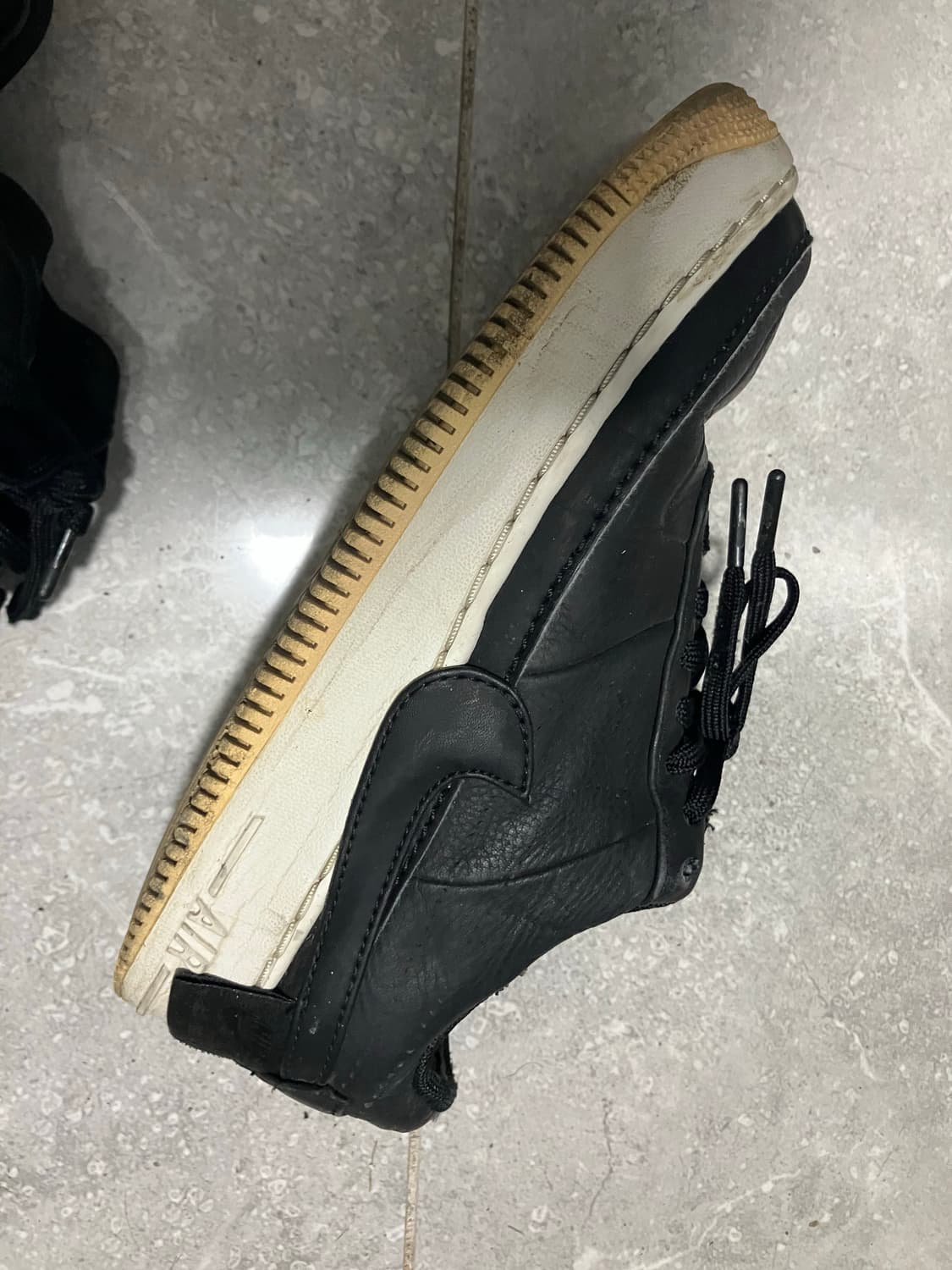 235) 나이키 에어포스1 제스터 블랙 상품이미지5